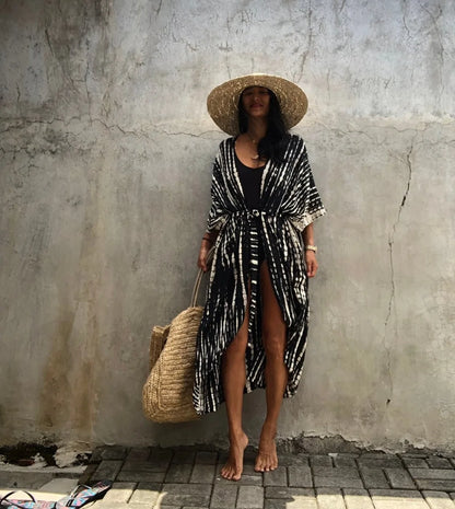 Monochrome Beach Kimono