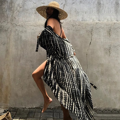 Monochrome Beach Kimono