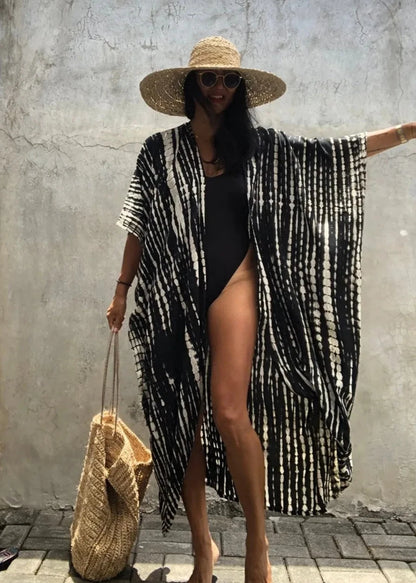 Monochrome Beach Kimono